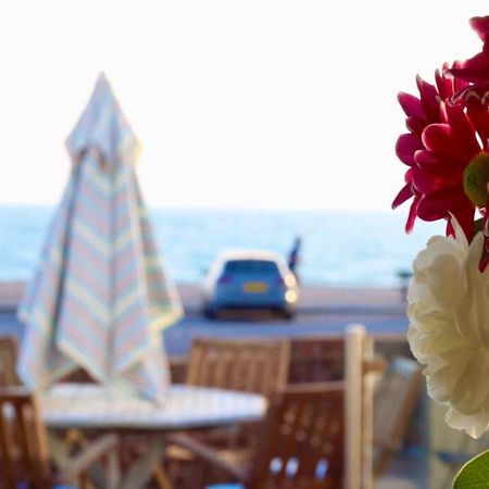 Serenity "Your Calm Seafront Retreat" By Air Premier Seaford Exteriér fotografie
