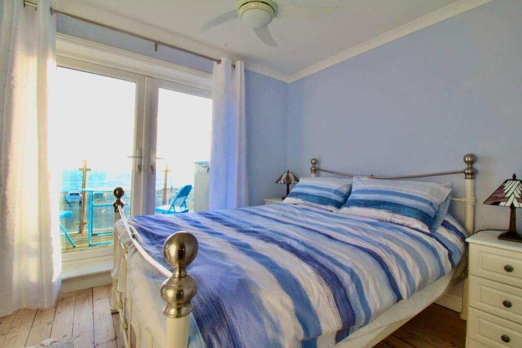 Serenity "Your Calm Seafront Retreat" By Air Premier Seaford Exteriér fotografie